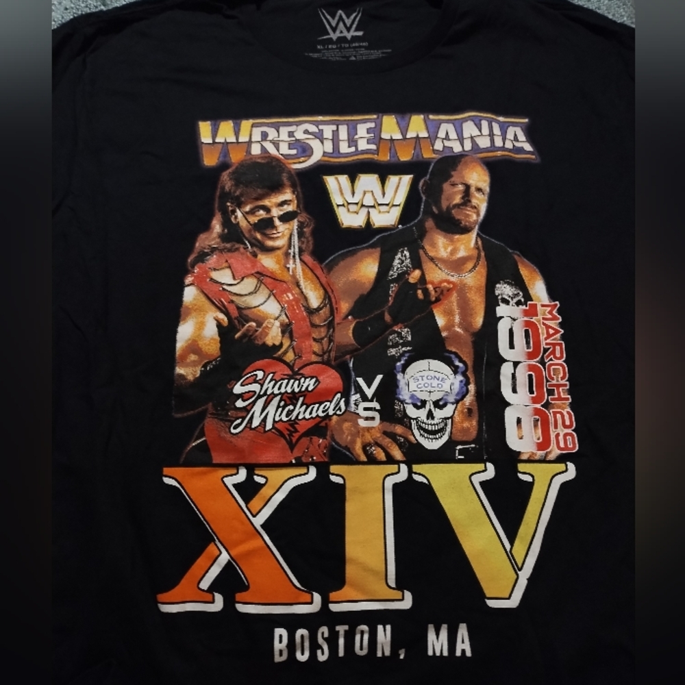 Vintage 1998 WWE Black and Gold WrestleMania XIV T-Shirt